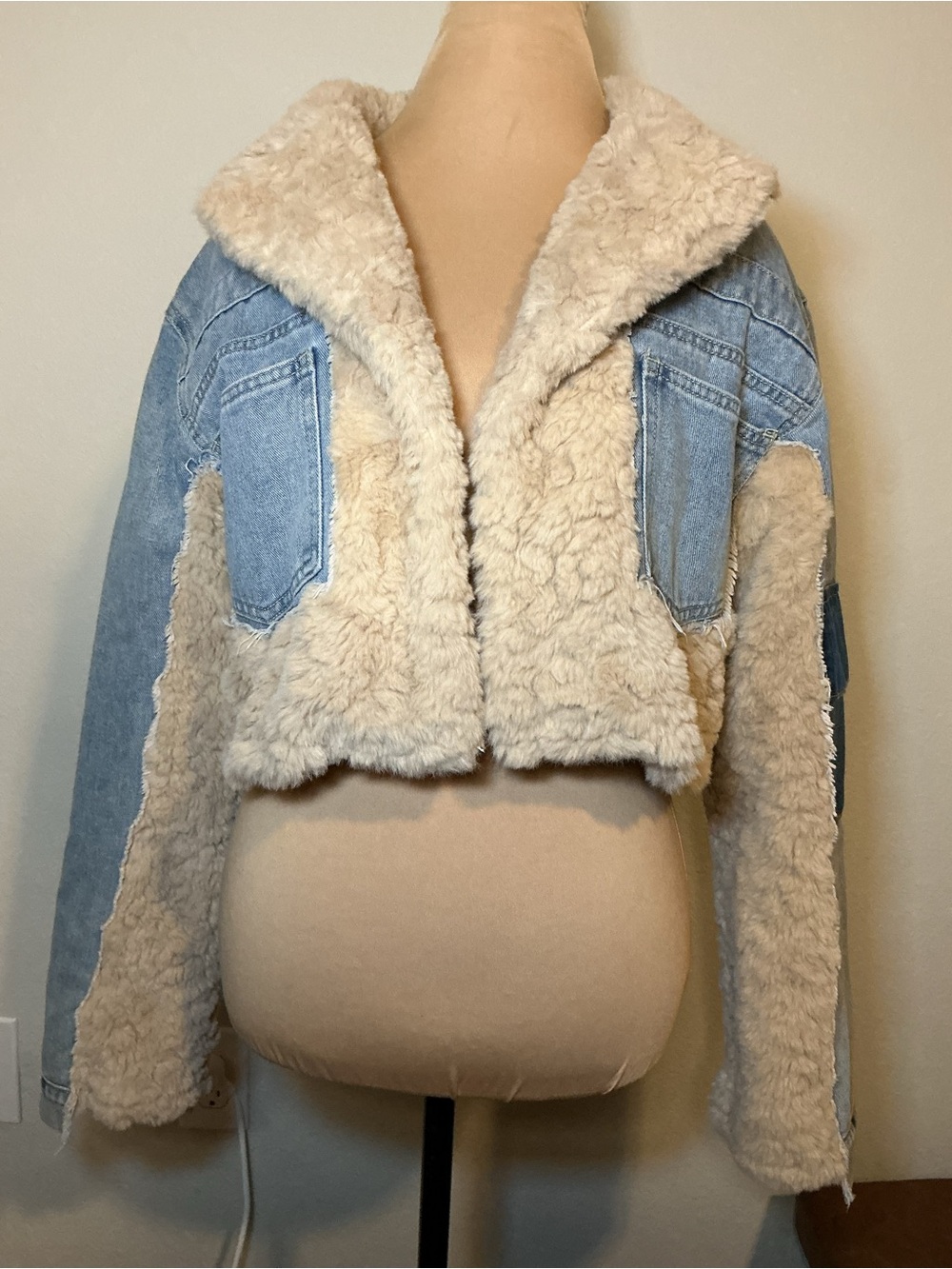 Cropped Sherpa-Lined Denim Jacket - Cream Sherpa